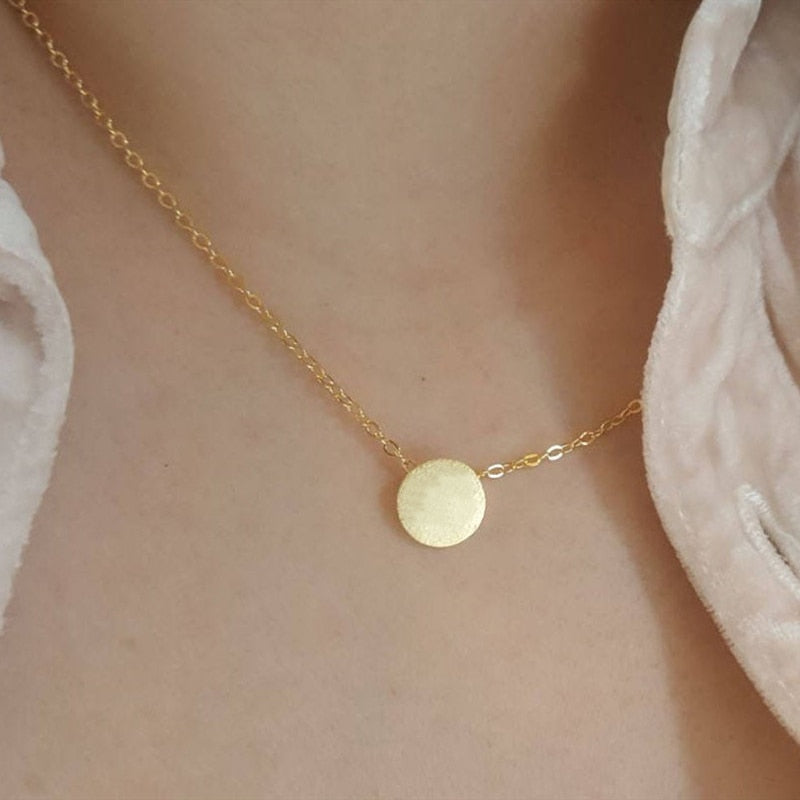 Minimal Disc Coin Pendant Necklace