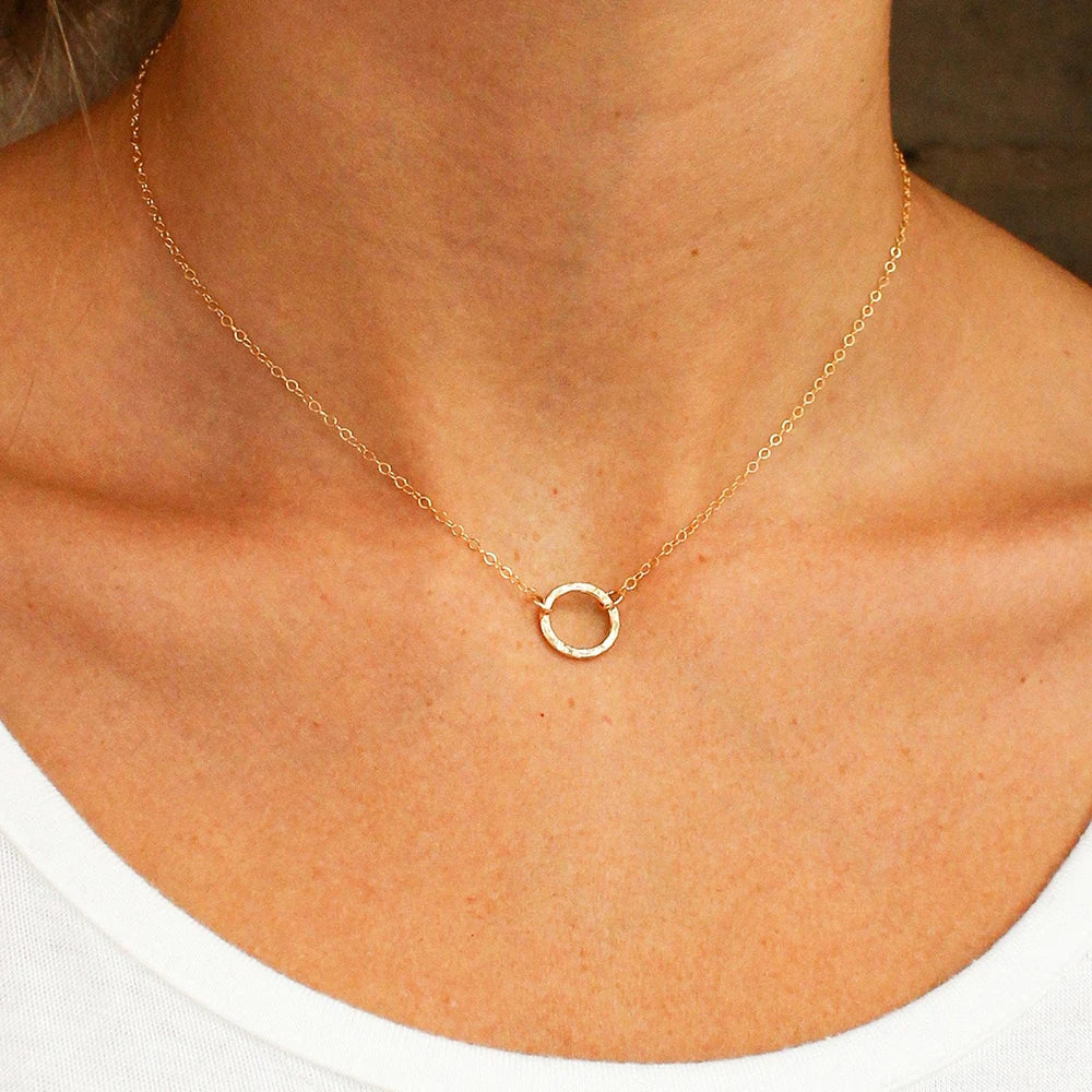 Luna Dainty Circle Necklace