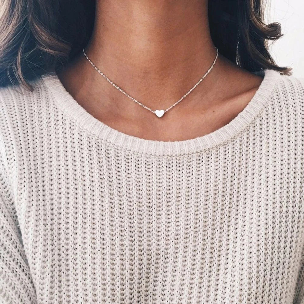 Ayla Minimal Heart Necklace