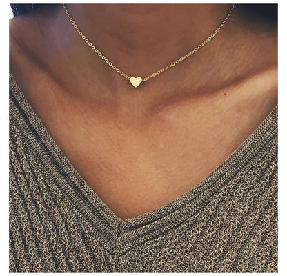 Ayla Minimal Heart Necklace