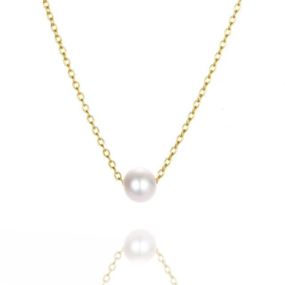 Lilah Minimal Pearl Necklace