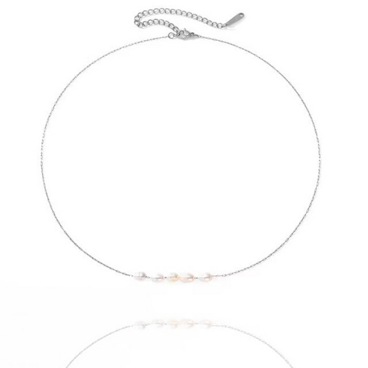 Hazel Five Freshwater Pearls Choker Necklace